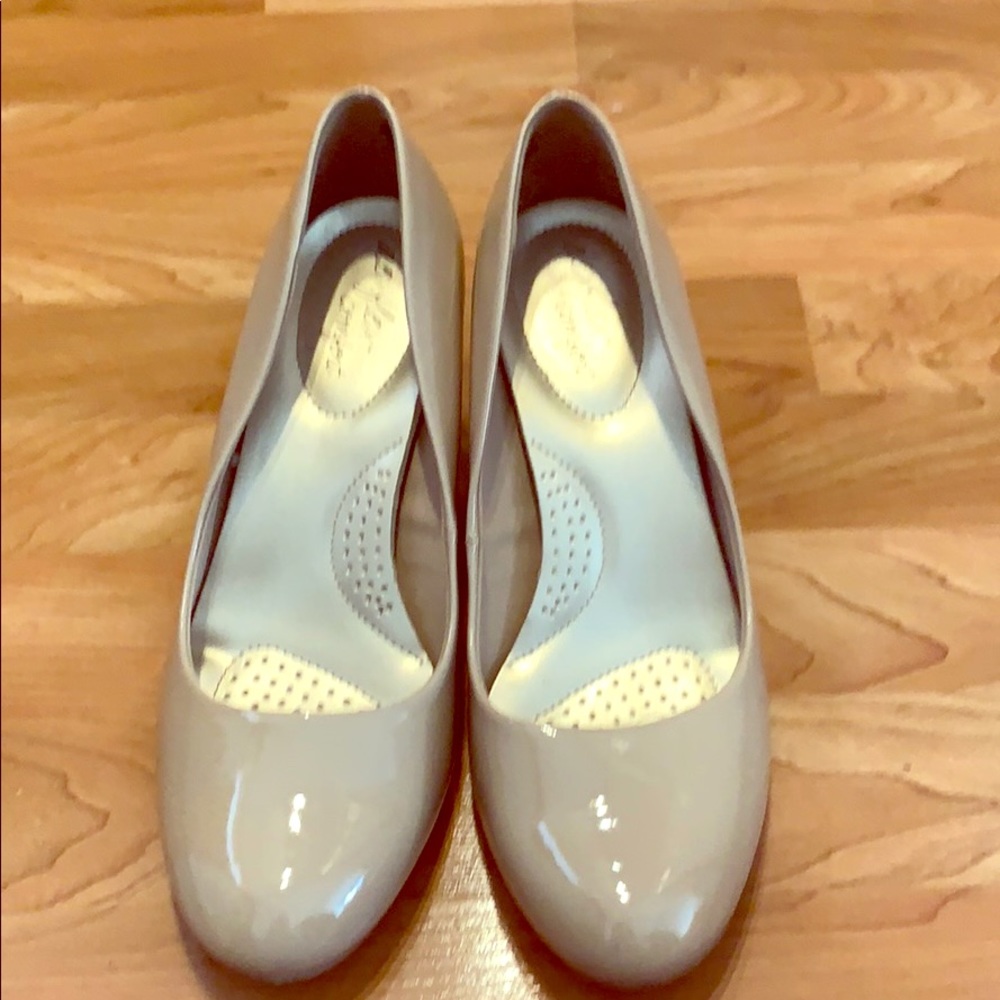 Alex Flex Comfort Heels